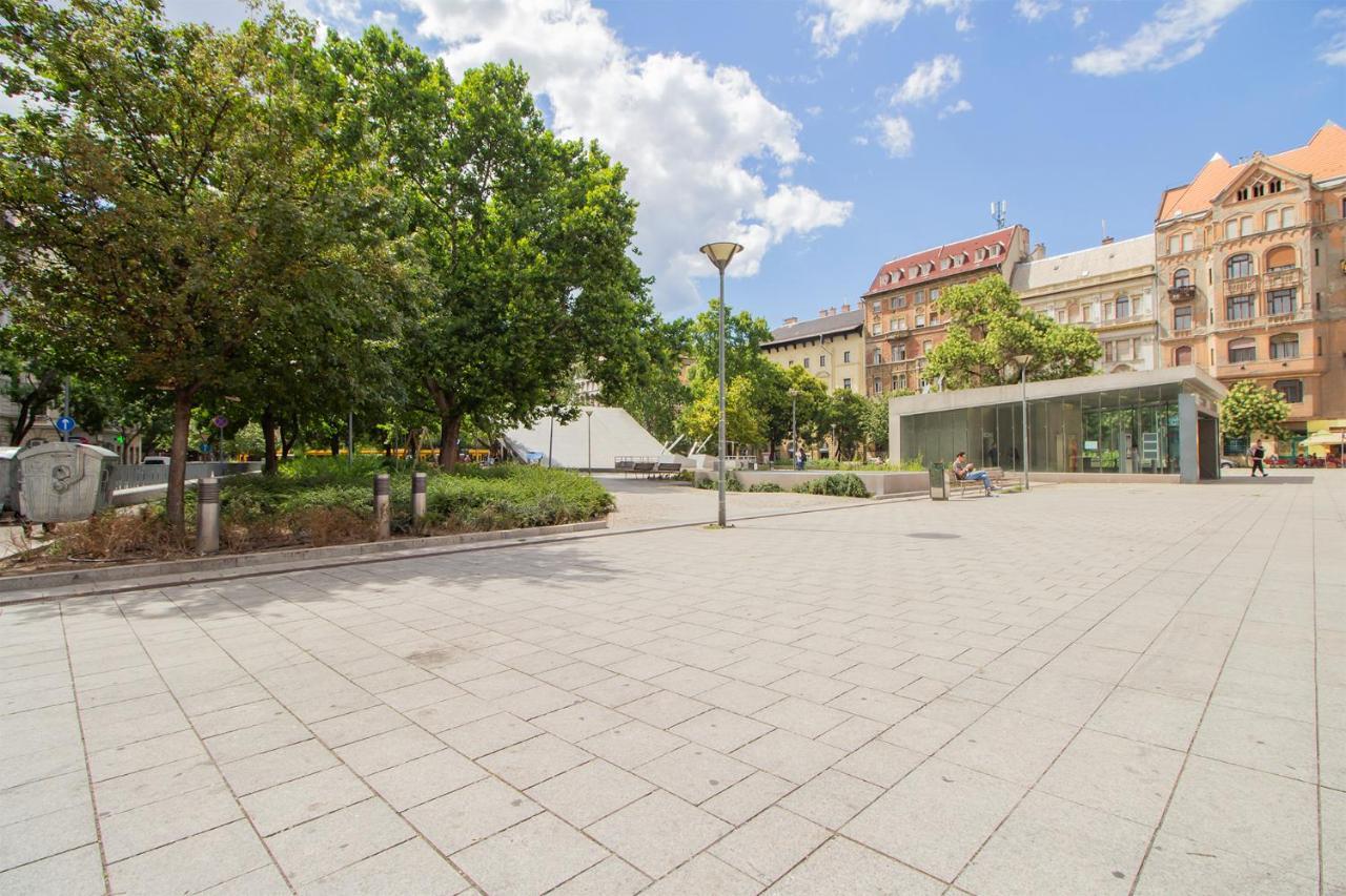 Joseph Boulevard - 3bdr, 2bath, 8ppl Budapeszt